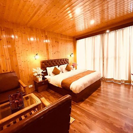 Tata Vista Resort Mall Road Manali - Centrally Heated & Air Cooled Esterno foto