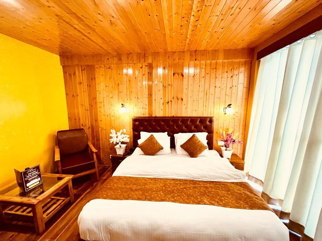Tata Vista Resort Mall Road Manali - Centrally Heated & Air Cooled Esterno foto